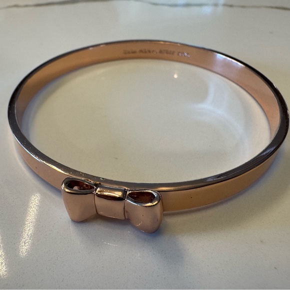 Kate Spade Rose Gold Color Bow Bangle Bracelet - Picture 1 of 8